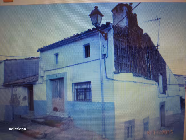 CR-96 - Casa en Montánchez