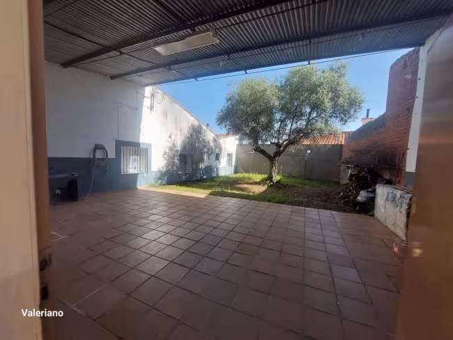 CH-105 - Casa en Torre de Santa María