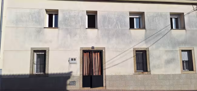 CH-114 - Casa en Albalá